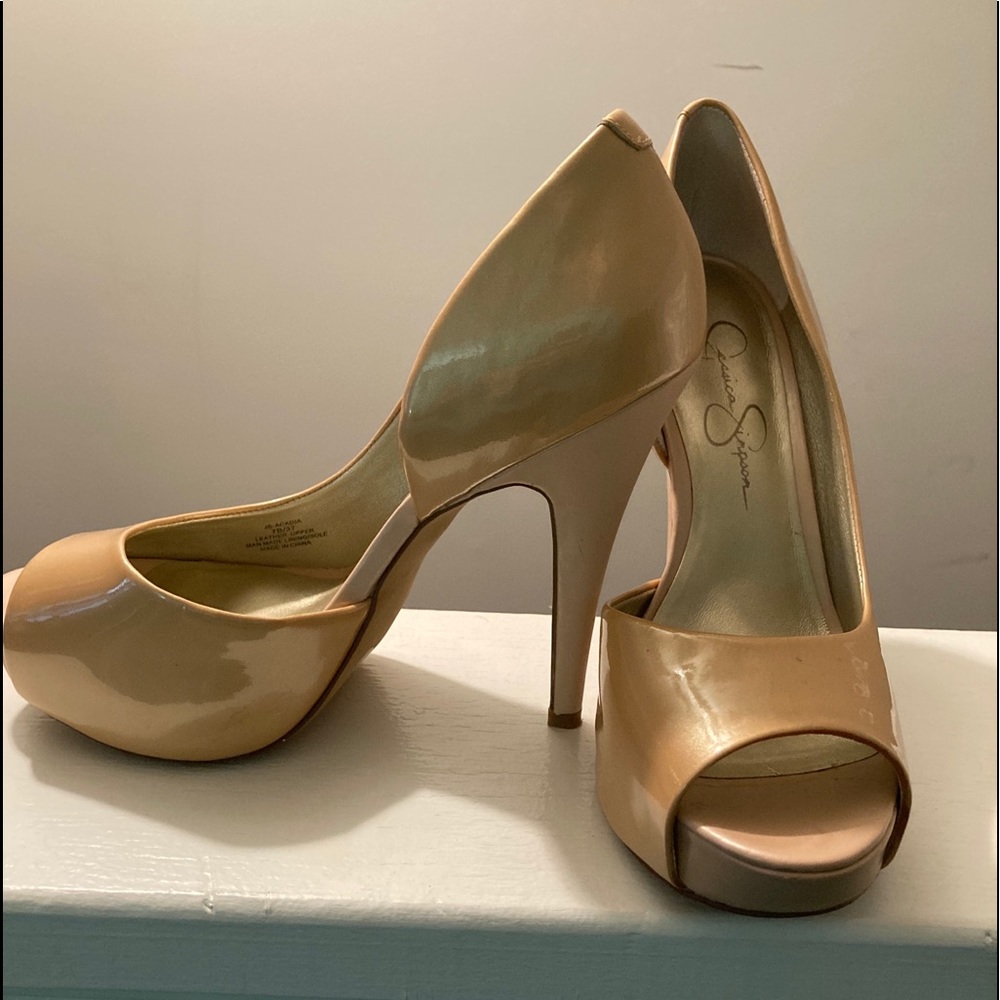 Jessica Simpson heels